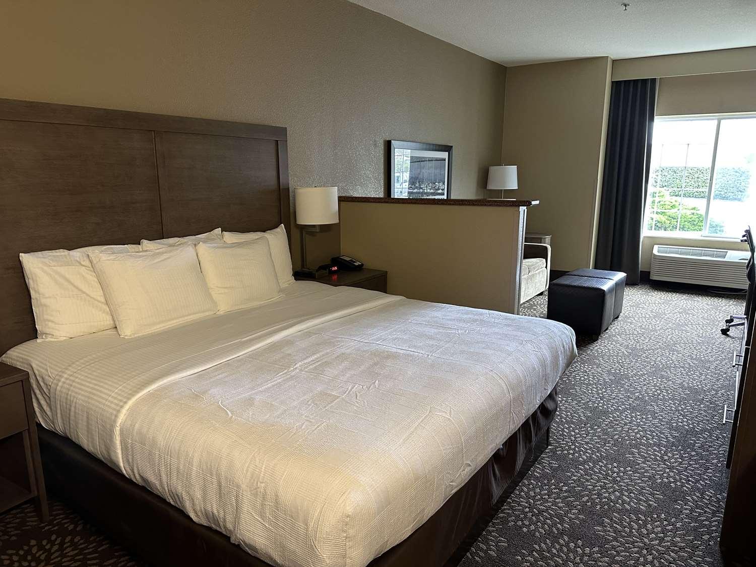 Best Western Columbia River Waterfront Hotel Асторія Екстер'єр фото