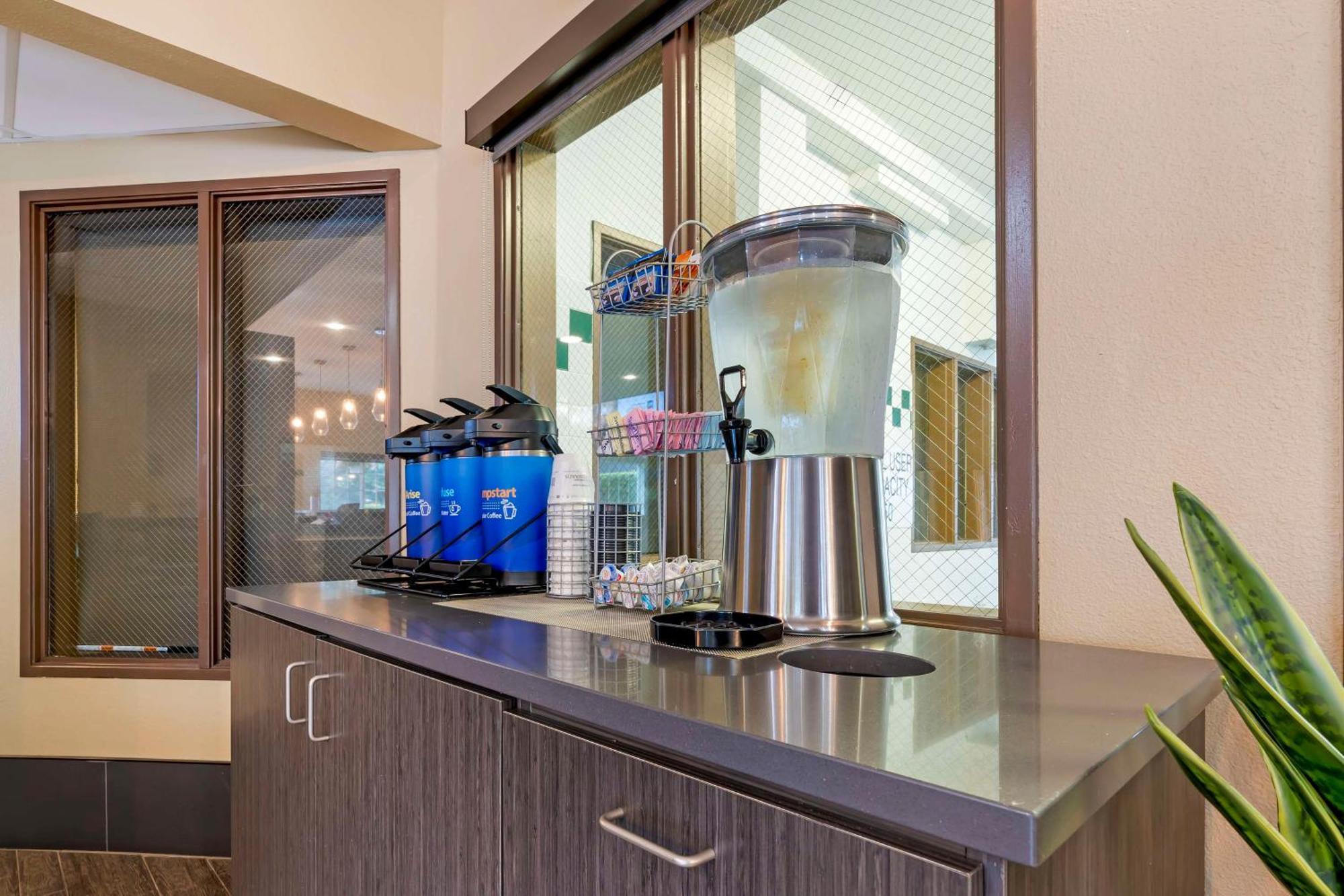 Best Western Columbia River Waterfront Hotel Асторія Екстер'єр фото