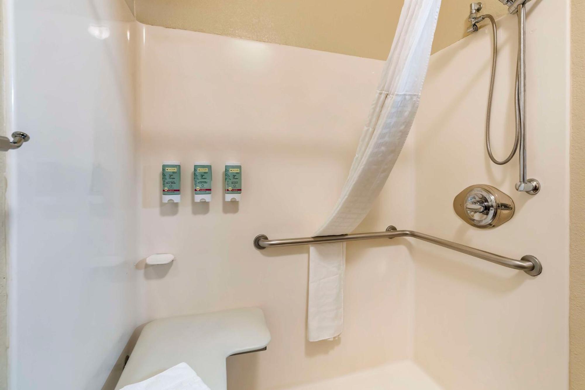 Best Western Columbia River Waterfront Hotel Асторія Екстер'єр фото